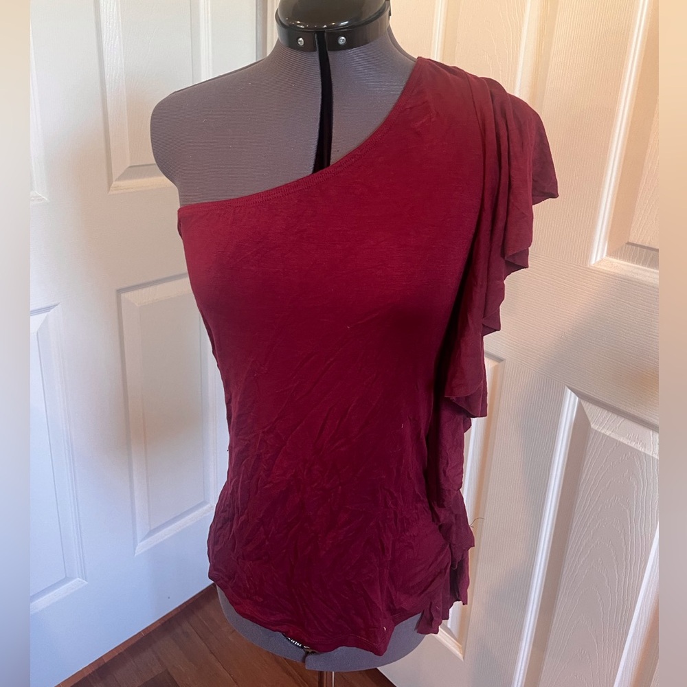 Laila Jayde soft knit one shoulder top with ruffle edging
